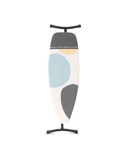 Маса за гладене brabantia d 135x45cm с топлоустойчива зона за ютия, spring bubbles