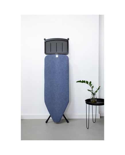 Маса за гладене brabantia c 124x45cm с поставка за парогенератор, denim blue